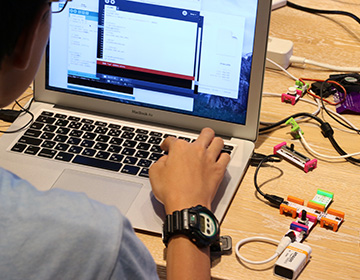 littleBitsのArduinoを使って実際にプログラミング書いてみよう！